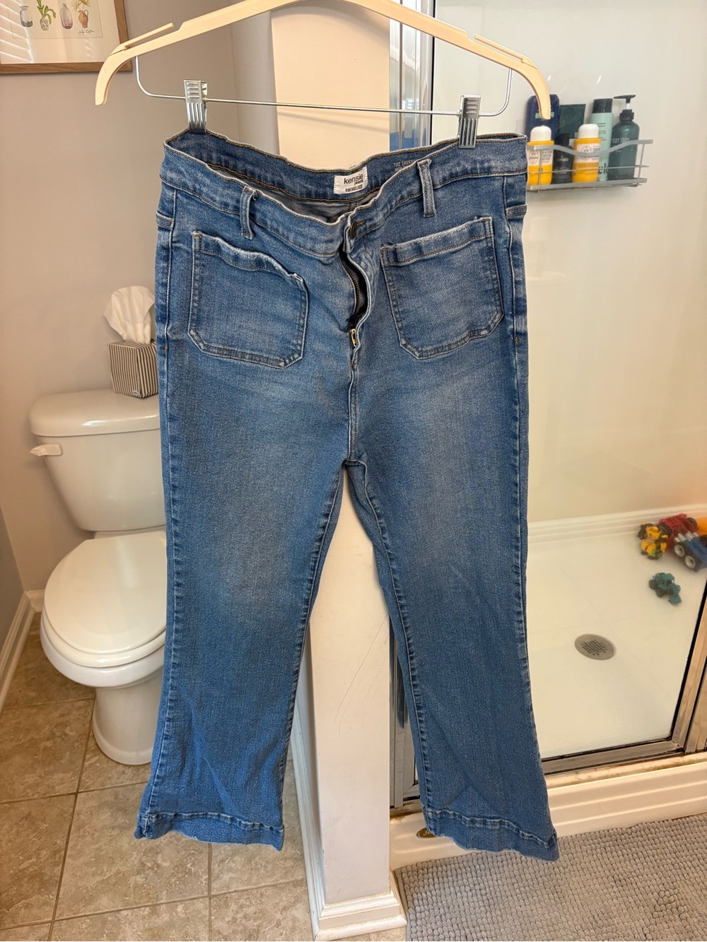 Kensie The Savannah Jeans Women's 14/32 High Rise Flare Crop Medium Wash Stretch